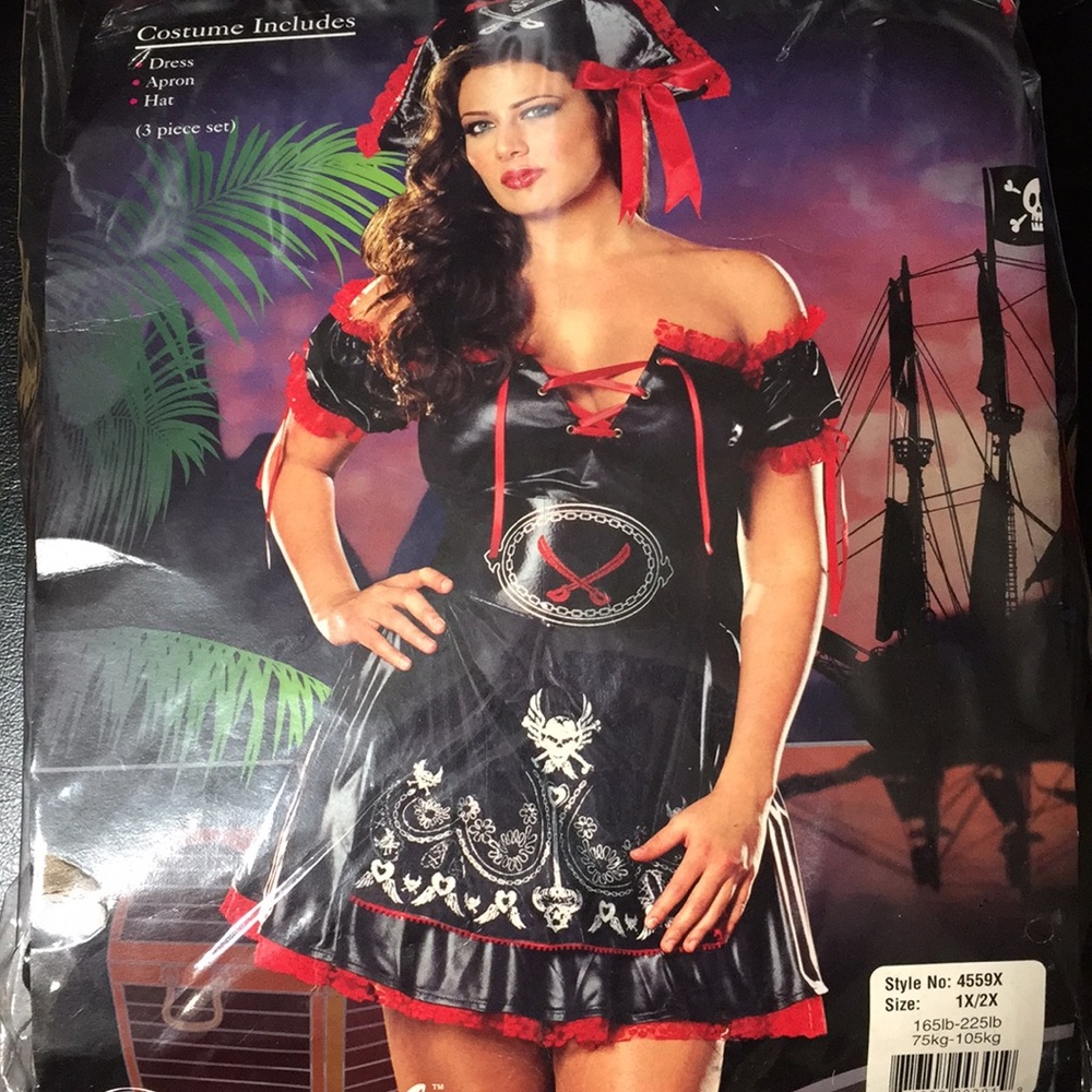 Halloween Costume “Captain Jackie”